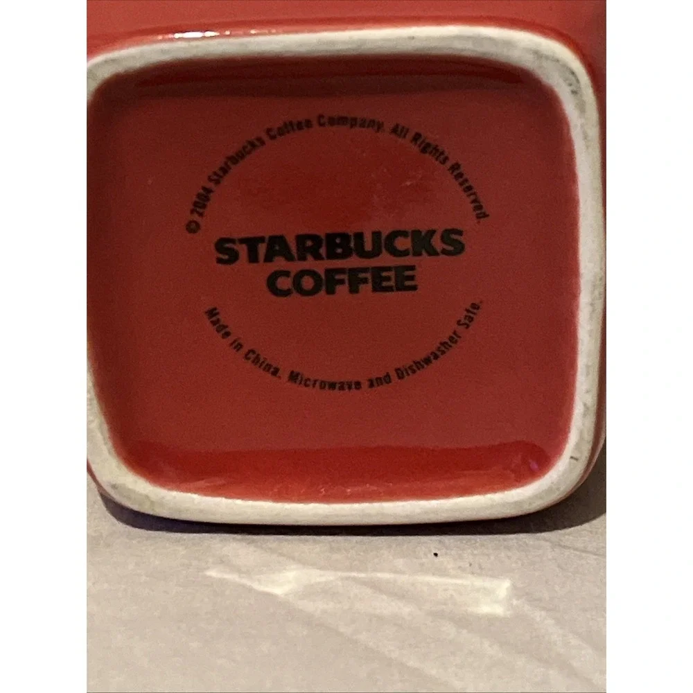 Starbucks 2004 Red Christmas Snowflake Holiday Coffee Tea Cup Mug Heavy‎ Retired